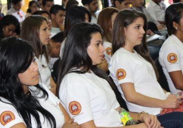 CELEBRAN PRIMER ENCUENTRO DE ESTUDIANTES DE COMUNICACIONES 2013 “UNIDOS SOMOS PAZ”