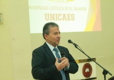 RECTOR DEL CENTRO UNIVERSITARIO INCARNATE WORD VISITA UNICAES